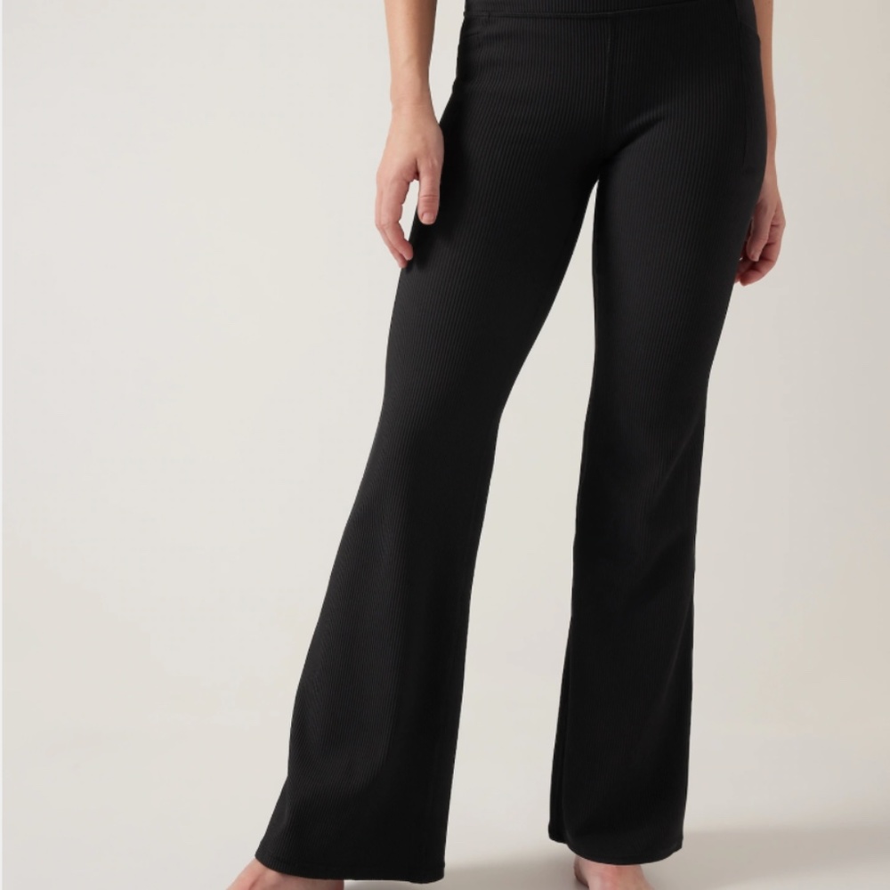 Salutation Stash Rib Flare